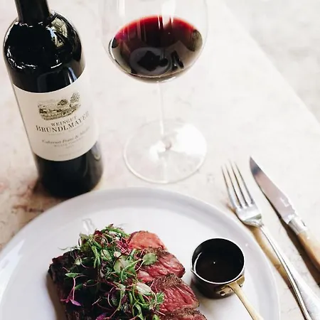 Heurigenhof Bruendlmayer Hotel *