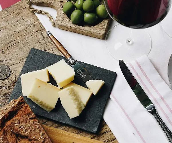 Heurigenhof Bruendlmayer * グナーデンヴァルト