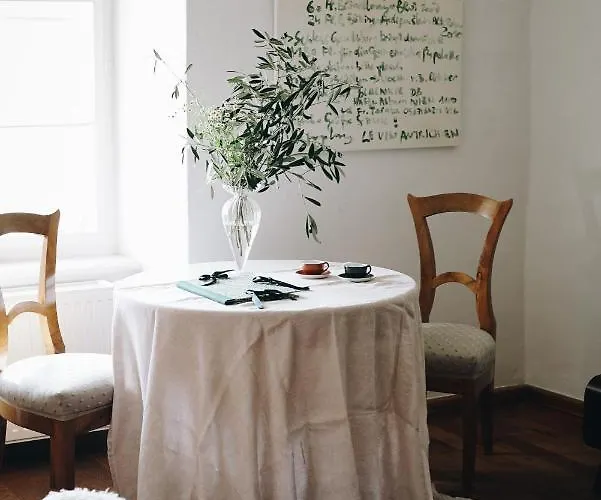 ホテル Heurigenhof Bruendlmayer *