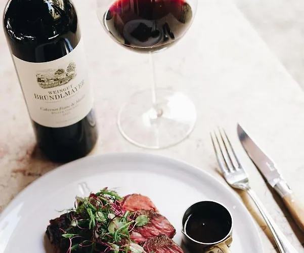 Heurigenhof Bruendlmayer ホテル *